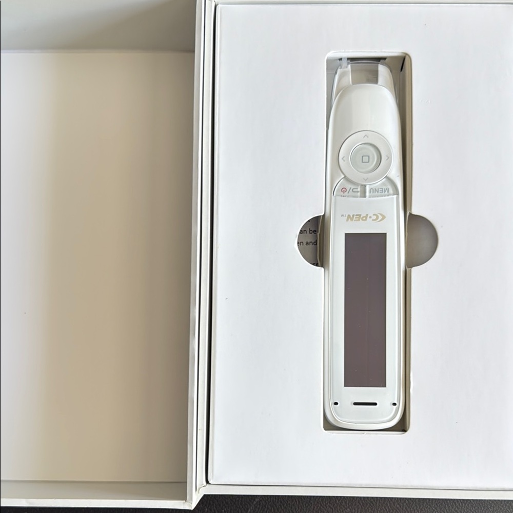 White Reading Light for Tablets & Accessories - Picture 3 of 3